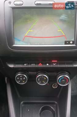 Позашляховик / Кросовер Renault Duster 2020 в 