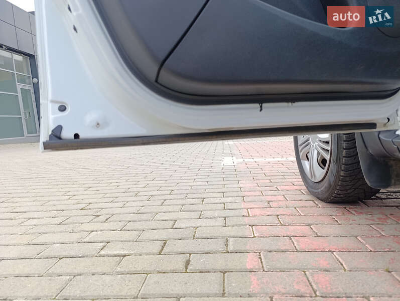 Внедорожник / Кроссовер Renault Duster 2017 в Харькове фото 5 Внедорожник / Кроссовер Renault Duster 2017 в Харькове