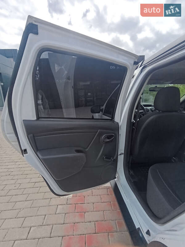 Внедорожник / Кроссовер Renault Duster 2017 в Харькове фото 7 Внедорожник / Кроссовер Renault Duster 2017 в Харькове