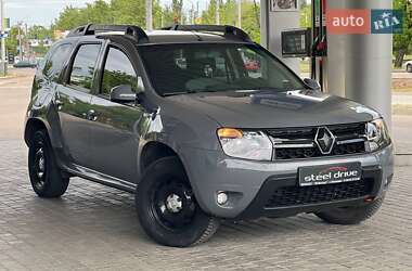 Внедорожник / Кроссовер Renault Duster 2015 в 