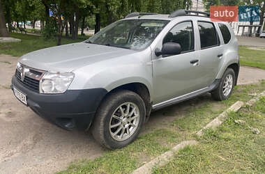 Внедорожник / Кроссовер Renault Duster 2010 в 