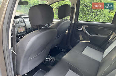 Внедорожник / Кроссовер Renault Duster 2017 в 