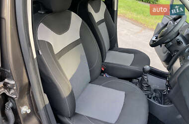 Внедорожник / Кроссовер Renault Duster 2017 в 