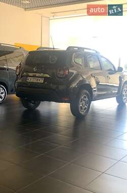 Внедорожник / Кроссовер Renault Duster 2023 в 