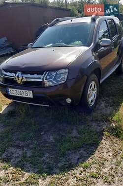 Внедорожник / Кроссовер Renault Duster 2016 в 