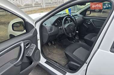 Внедорожник / Кроссовер Renault Duster 2016 в 