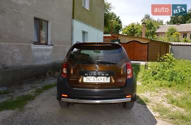 Внедорожник / Кроссовер Renault Duster 2013 в 