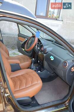 Внедорожник / Кроссовер Renault Duster 2013 в 