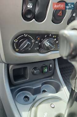 Внедорожник / Кроссовер Renault Duster 2013 в 