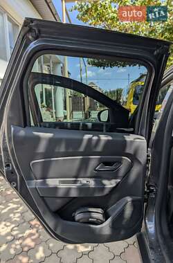 Внедорожник / Кроссовер Renault Duster 2020 в 