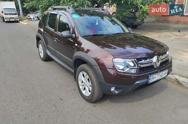 Внедорожник / Кроссовер Renault Duster 2017 в 
