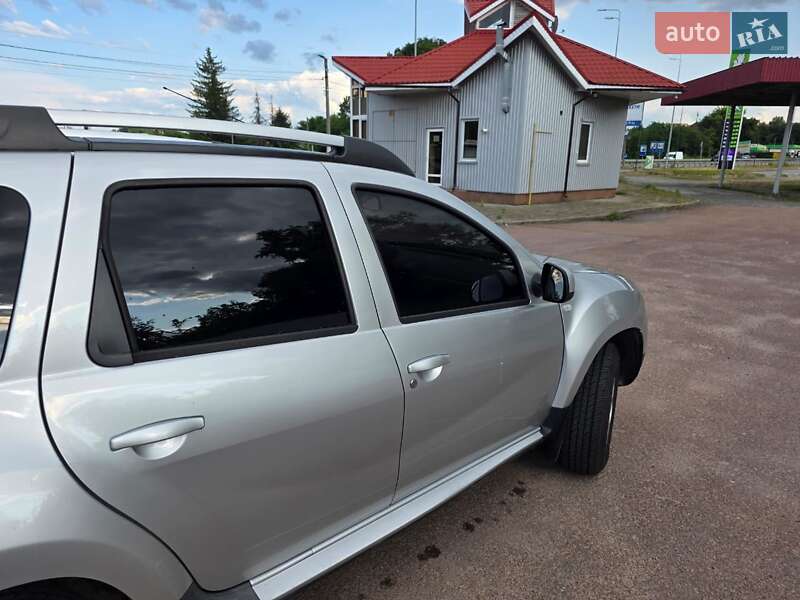 Внедорожник / Кроссовер Renault Duster 2011 в Житомире