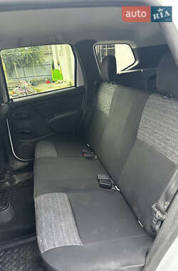 Внедорожник / Кроссовер Renault Duster 2013 в 