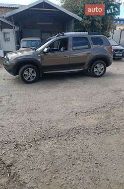 Внедорожник / Кроссовер Renault Duster 2017 в Киеве