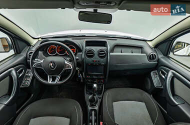 Внедорожник / Кроссовер Renault Duster 2017 в 