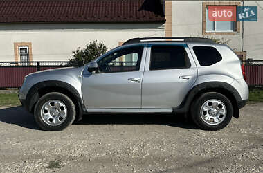 Внедорожник / Кроссовер Renault Duster 2011 в 