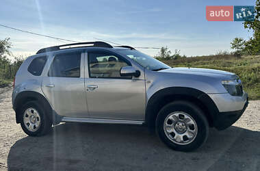 Внедорожник / Кроссовер Renault Duster 2011 в 