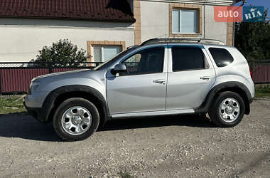 Внедорожник / Кроссовер Renault Duster 2011 в 