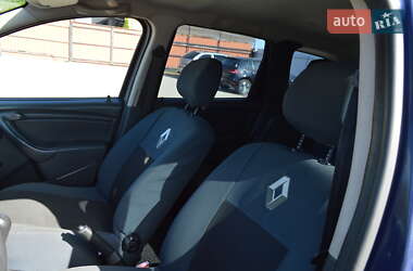 Внедорожник / Кроссовер Renault Duster 2012 в 