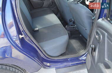 Внедорожник / Кроссовер Renault Duster 2012 в 