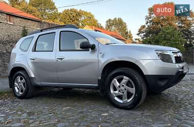 Внедорожник / Кроссовер Renault Duster 2013 в Ужгороде