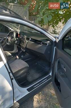 Позашляховик / Кросовер Renault Duster 2020 в 