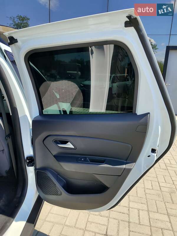 Внедорожник / Кроссовер Renault Duster 2024 в Запорожье