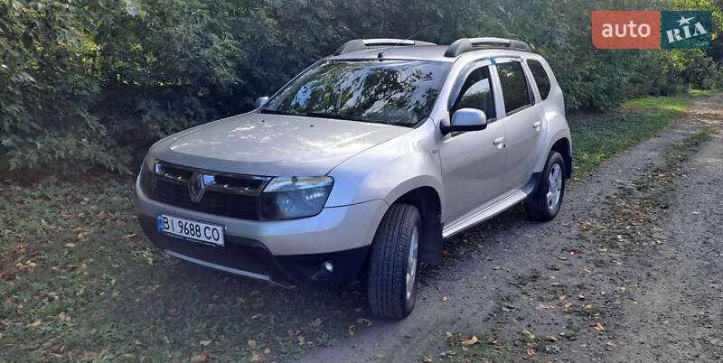 Внедорожник / Кроссовер Renault Duster 2010 в 
