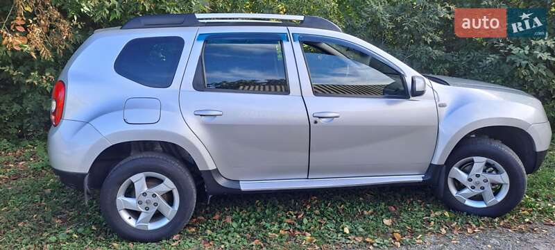 Внедорожник / Кроссовер Renault Duster 2010 в Полтаве