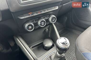 Внедорожник / Кроссовер Renault Duster 2021 в 
