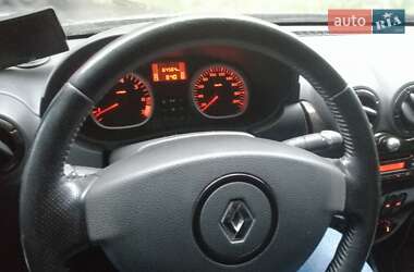 Внедорожник / Кроссовер Renault Duster 2011 в 