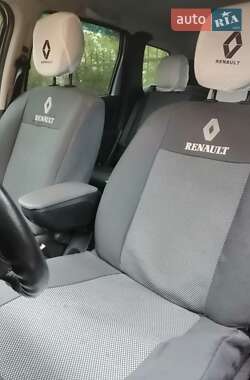 Внедорожник / Кроссовер Renault Duster 2011 в 