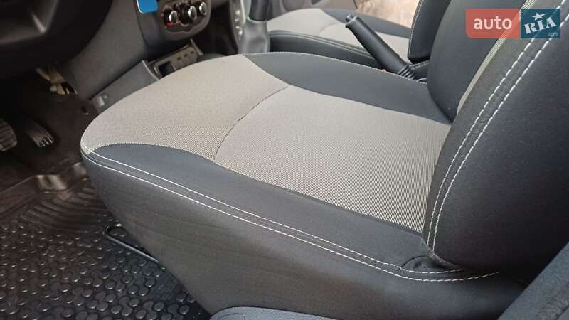 Позашляховик / Кросовер Renault Duster 2015 в Дрогобичі фото 42 Позашляховик / Кросовер Renault Duster 2015 в Дрогобичі