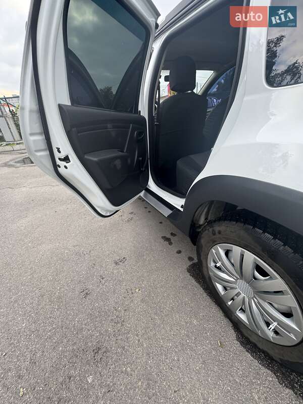 Внедорожник / Кроссовер Renault Duster 2016 в Кременчуге
