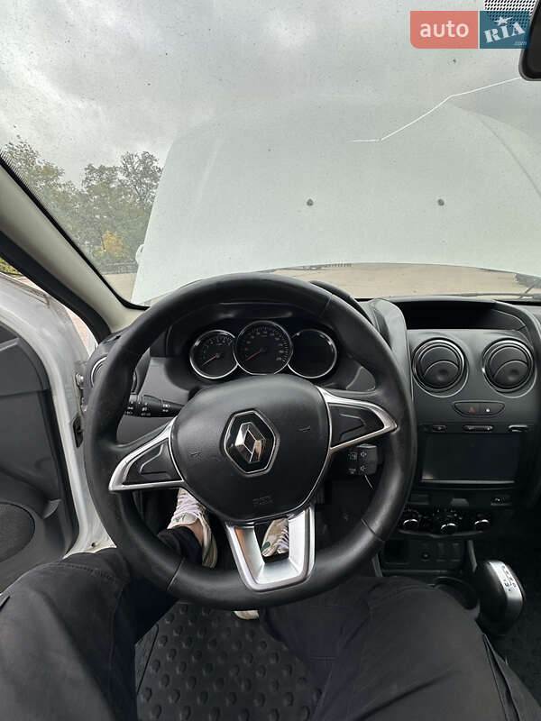 Внедорожник / Кроссовер Renault Duster 2017 в Кропивницком