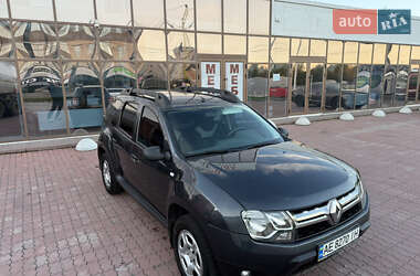 Внедорожник / Кроссовер Renault Duster 2017 в 