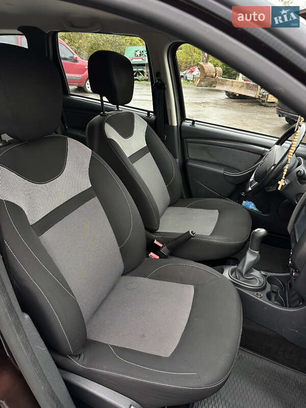 Позашляховик / Кросовер Renault Duster 2016 в Долині фото 24 Позашляховик / Кросовер Renault Duster 2016 в Долині