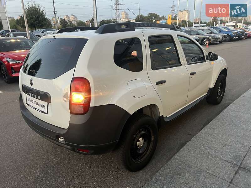 Внедорожник / Кроссовер Renault Duster 2016 в Киеве