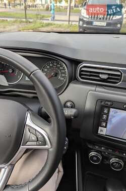 Позашляховик / Кросовер Renault Duster 2019 в 