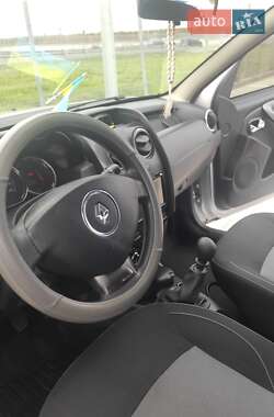 Внедорожник / Кроссовер Renault Duster 2016 в 