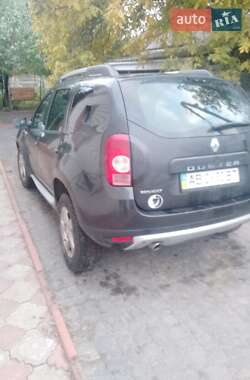 Внедорожник / Кроссовер Renault Duster 2012 в 