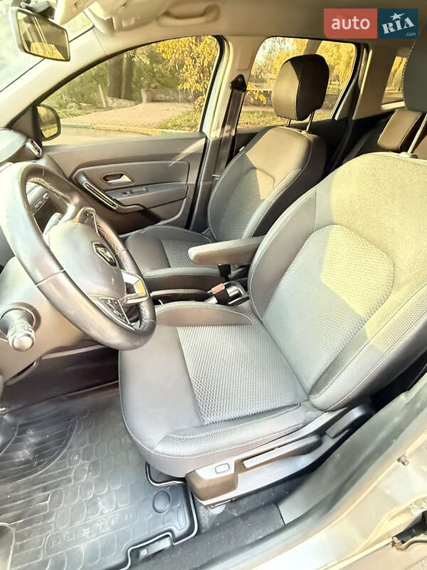 Позашляховик / Кросовер Renault Duster 2019 в Києві