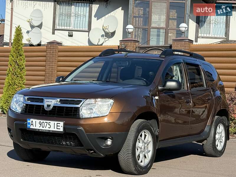 Внедорожник / Кроссовер Renault Duster 2010 в Борисполе фото 6 Внедорожник / Кроссовер Renault Duster 2010 в Борисполе
