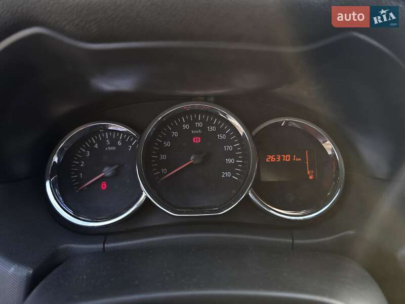 Позашляховик / Кросовер Renault Duster 2016 в Сумах