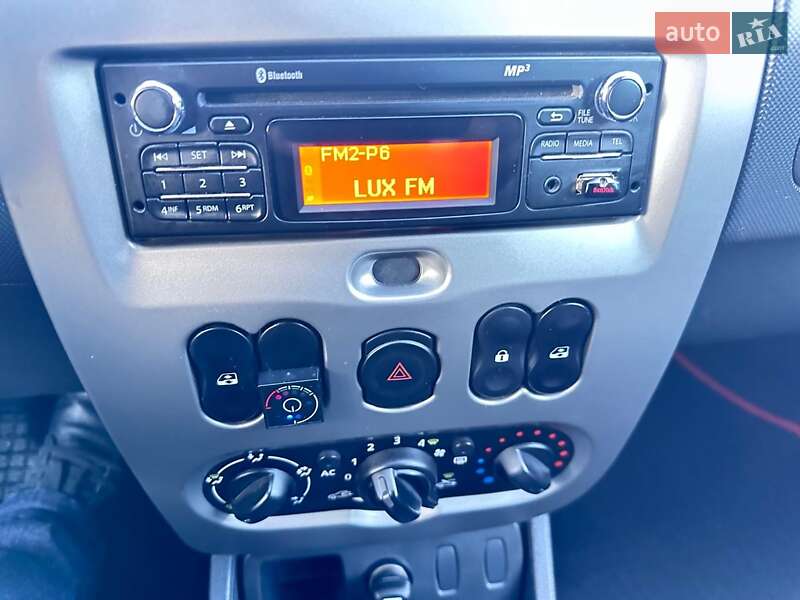 Внедорожник / Кроссовер Renault Duster 2013 в Киеве фото 15 Внедорожник / Кроссовер Renault Duster 2013 в Киеве