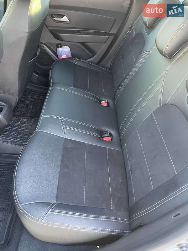 Внедорожник / Кроссовер Renault Duster 2023 в Киеве