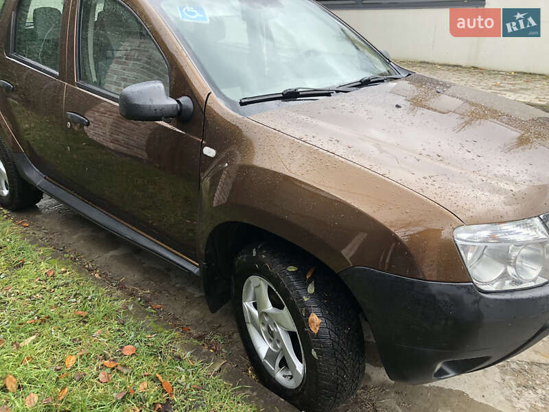 Позашляховик / Кросовер Renault Duster 2013 в Львові