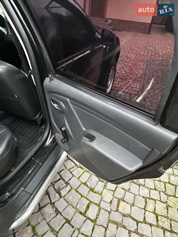 Внедорожник / Кроссовер Renault Duster 2011 в Иршаве