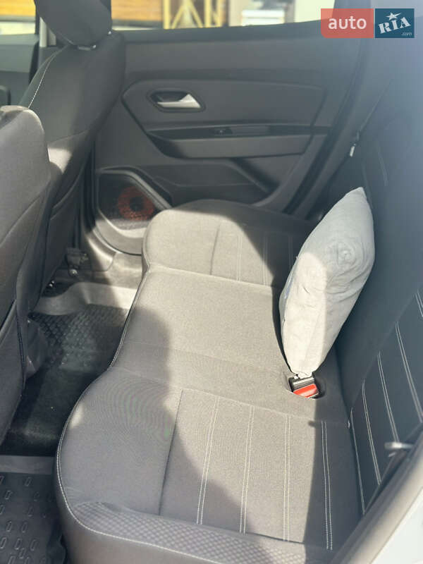 Позашляховик / Кросовер Renault Duster 2023 в Тернополі