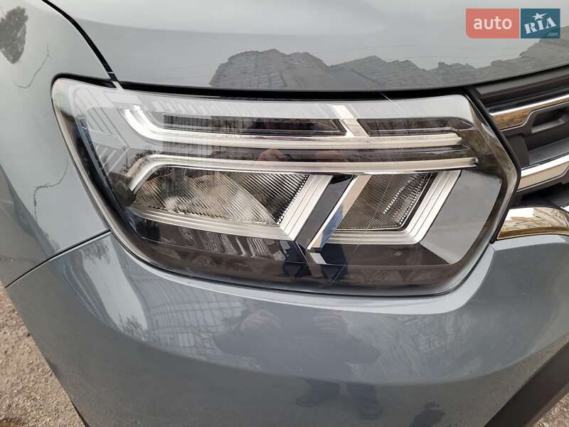 Позашляховик / Кросовер Renault Duster 2023 в Запоріжжі